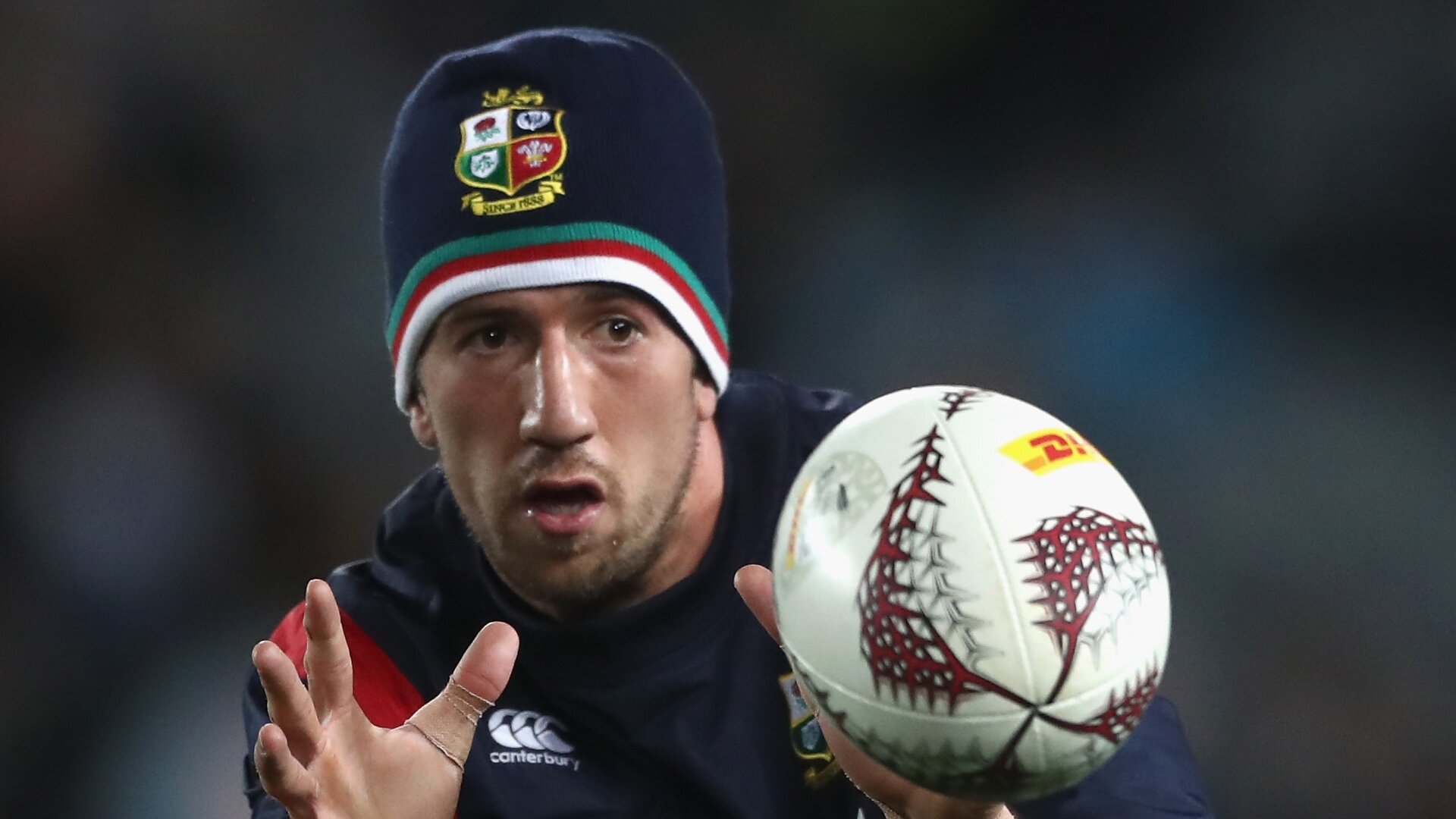 Tipuric catches ball