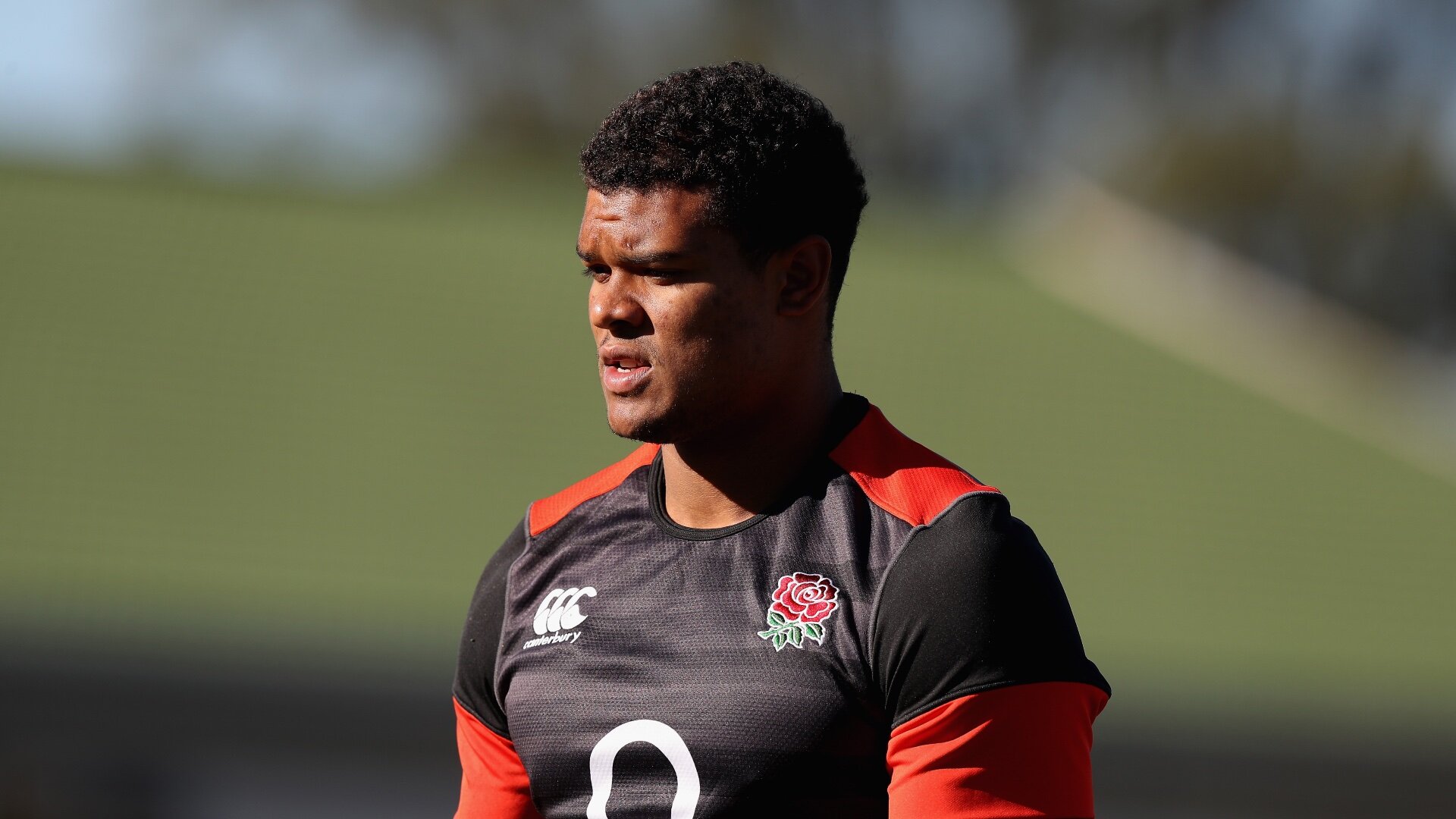Earle signs Harlequins extension